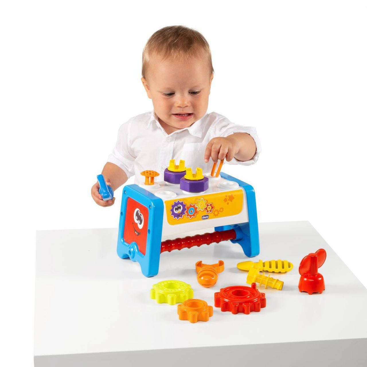 Chicco Brinquedo Mesa de Ferramentas 2 em 1 Smart2Play 10-36m