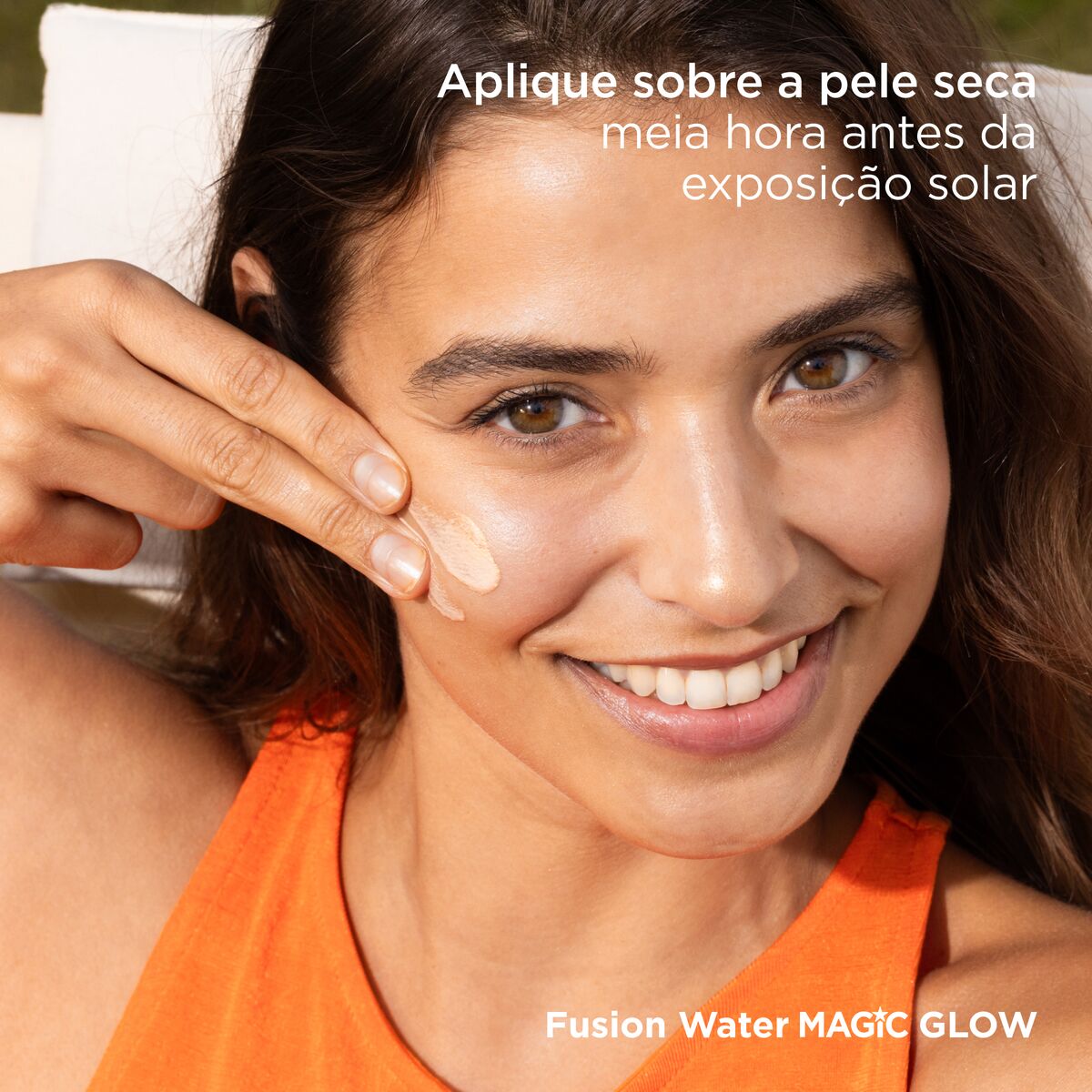 Isdin Fotoprotector FusionWater Magic Glow SPF30 50ML - Protetor solar facial ultraligeiro e com efeito glow